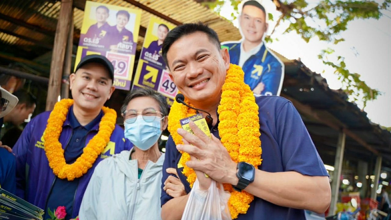 หัวหน้าพรรคไทยก้าวใหม่เผยเสียงตอบรับดี ย้ำนโยบายเลือกตั้ง 2569 การศึกษายาแก้จน