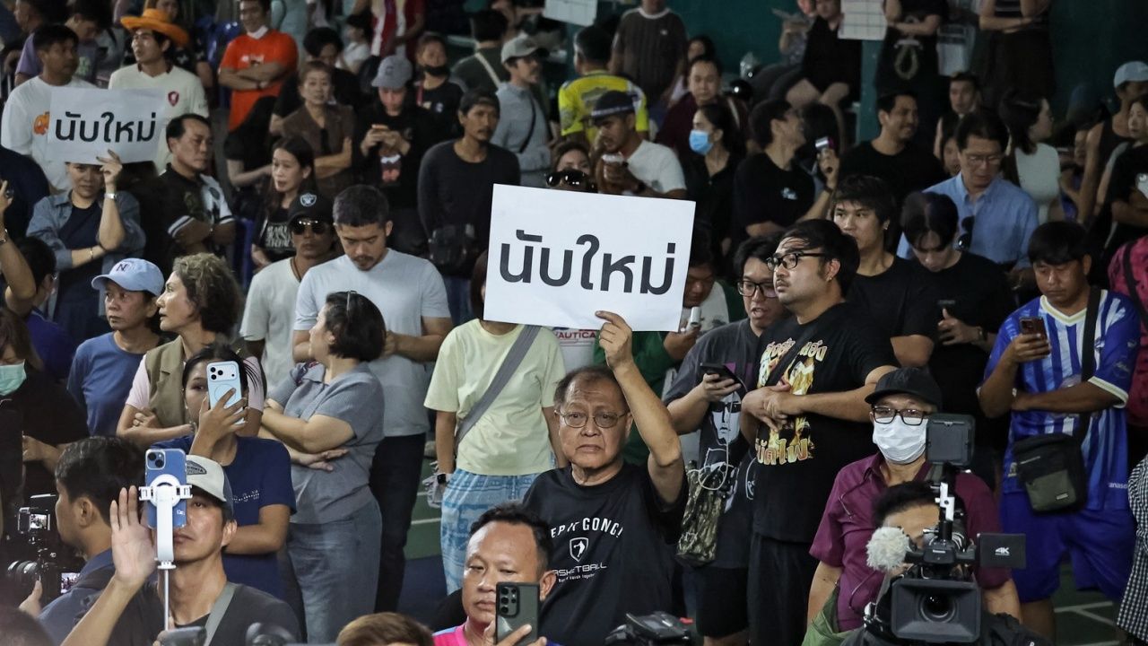 จากแฮชแท็ก 'ชลบุรีเขต1' สู่แฮชแท็ก 'นับใหม่ทั้งประเทศ' ส่องปรากฏการณ์บนโลกออนไลน์ หลังการเลือกตั้ง