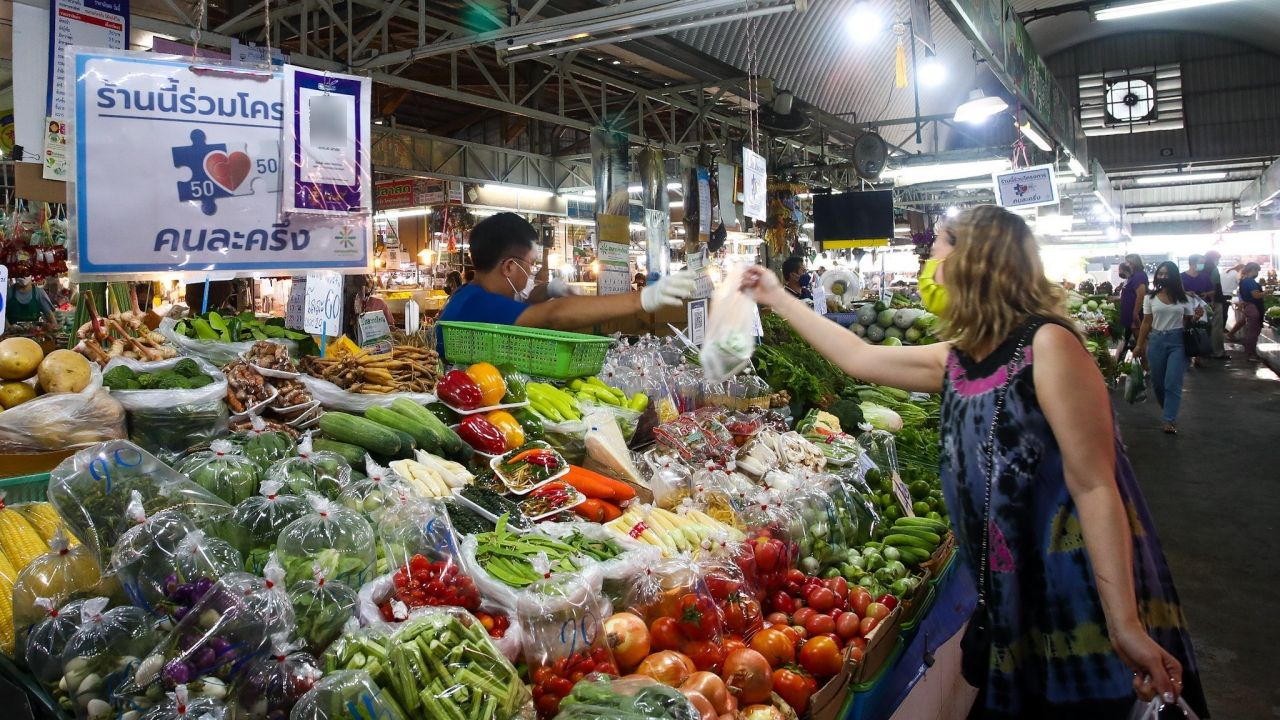 คนละครึ่งพลัสเฟส 2 อัปเดตวิธียืนยันตัวตน ผ่านแอปฯ 'เป๋าตัง' รอรับเงินสูงสุด 2,000 บาท