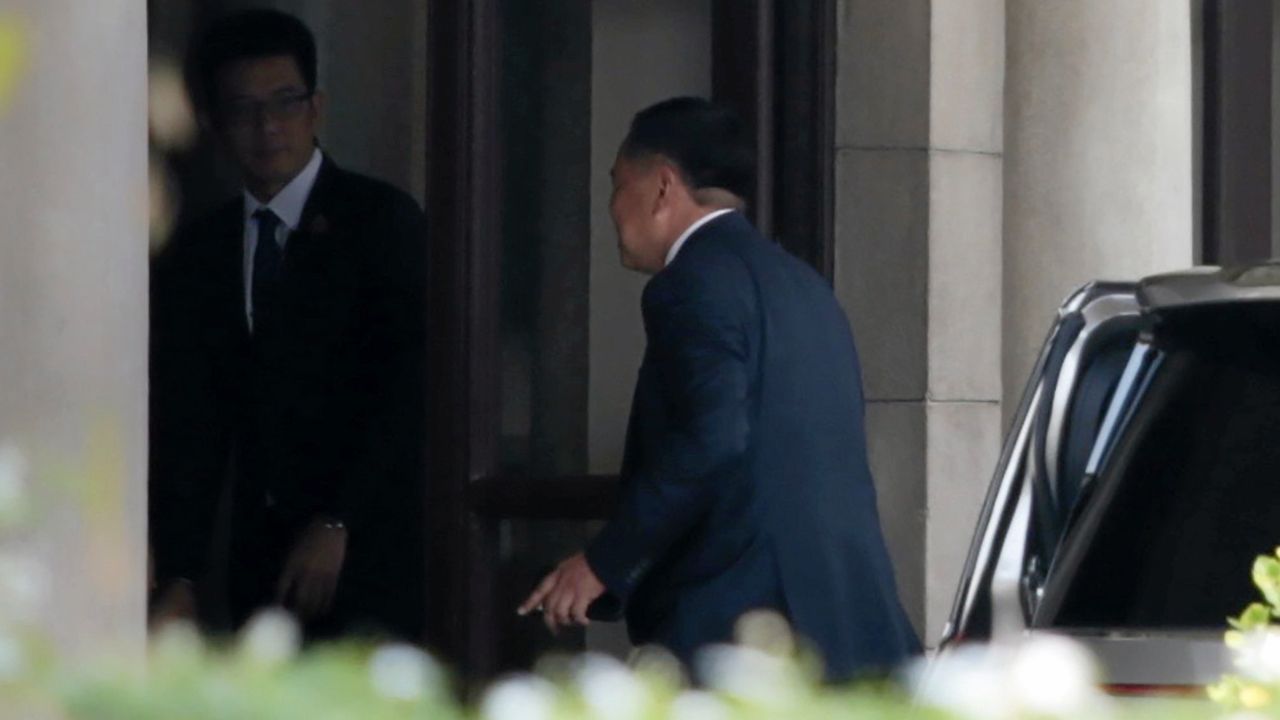 'อนุทิน' เข้าทำเนียบฯ ก่อนเปิดงานครบรอบ 141 ปี ที่ รร.อัสสัมชัญ บางรัก บ่ายนี้