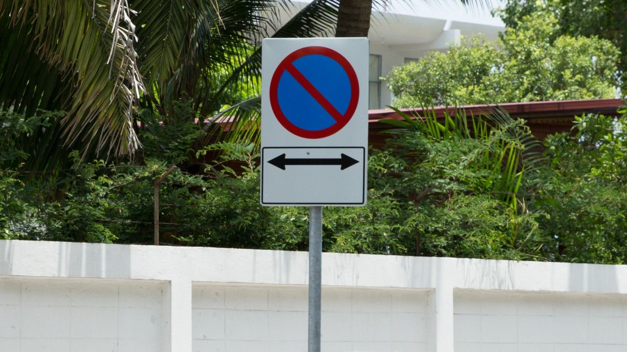 เริ่มวันนี้ กทม. ห้ามจอดรถ 'ซอยศรีอักษร-เมฆสวัสดิ์-ประสาทสุข' เพิ่มความคล่องตัวจราจร