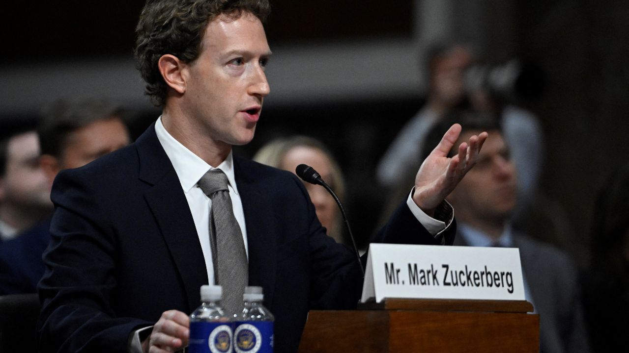 'มาร์ก ซักเคอร์เบิร์ก' เตรียมขึ้นให้การศาลคดี 'โซเชียลมีเดียทำเด็กเสพติดงอมแงม'