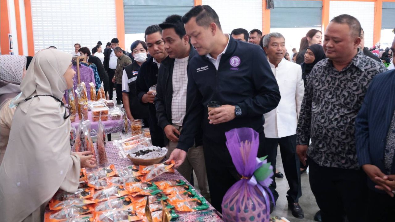 'ธนกร' บุกปัตตานี ดัน 'ลูกหยียะรัง' ขึ้นแท่นสินค้าพรีเมียม รุกตลาดโลก