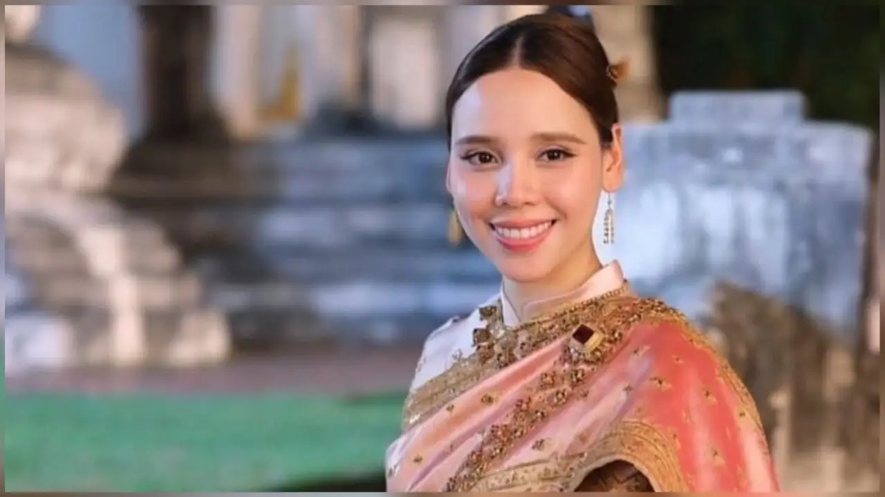 ‘ซาบีดา’ ชี้ ‘นุ่งสไบใส่ยีนส์’ เป็นแฟชั่น ไม่ควรเอาวัฒนธรรมมาปิดกั้น