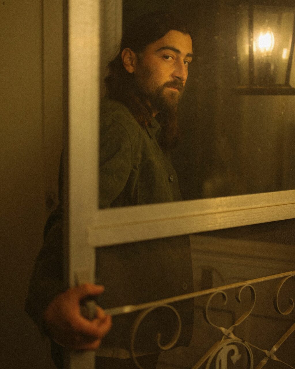 'Noah Kahan' เสิร์ฟ 'The Great Divide' ถูกใจคอเพลงนุ่มลึกที่คิดถึงเสียงร้องเต็มอารมณ์