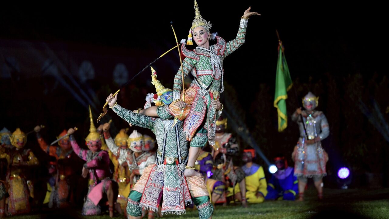 อลังการ 'โขนกลางแปลง' สิงห์ปาร์ค เชียงราย200 ชีวิต เด็กเชียงราย ร่วมแสดง กับศิลปินวังหน้า