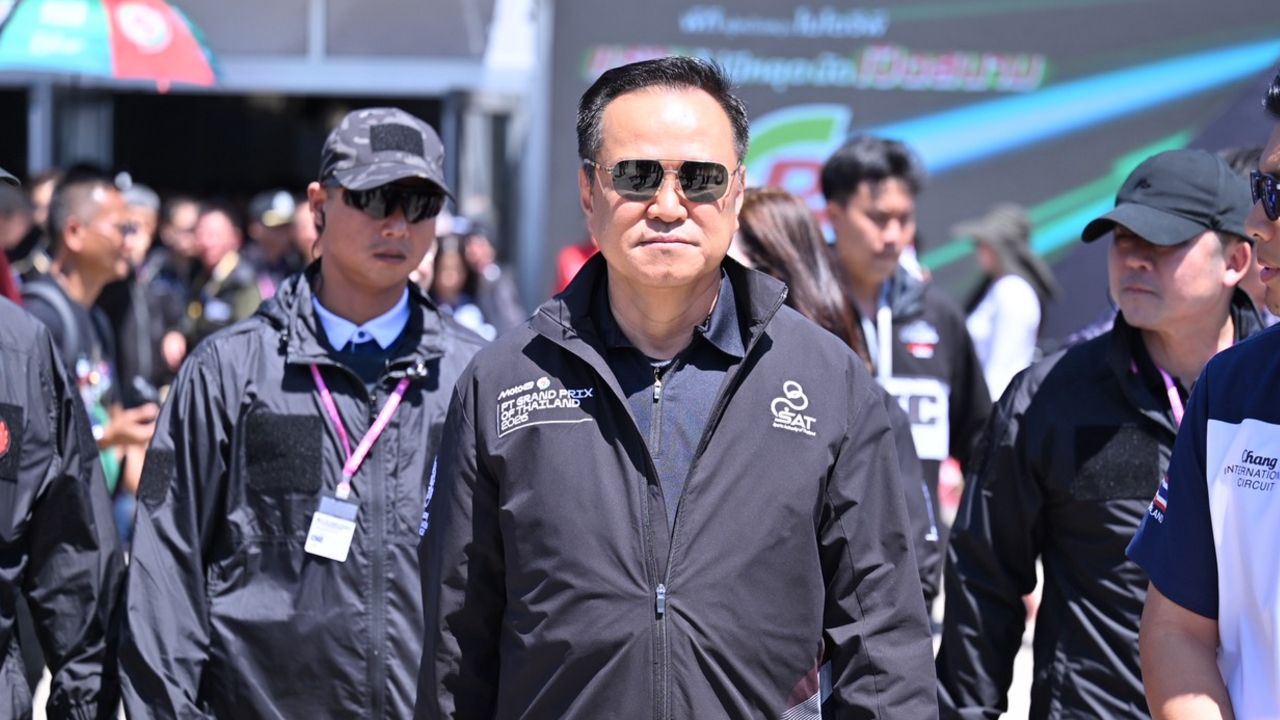 'อนุทิน' รับกระทบเศรษฐกิจ ยันไทยวางตัวเป็นกลางเหตุตึงเครียดตะวันออกกลาง