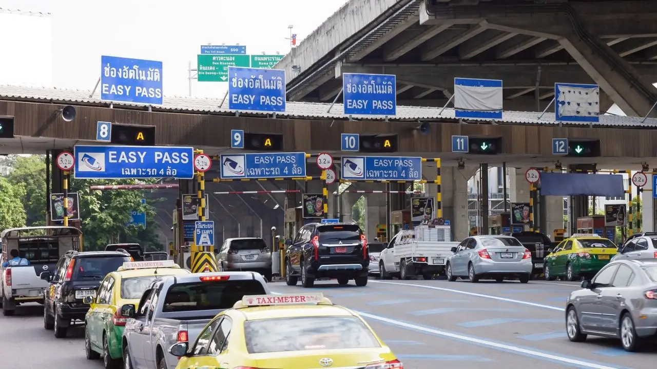 ทางด่วนฟรี 3 มีนาคม 2569 'วันมาฆบูชา' ยกเว้นค่าผ่านทางพิเศษ 3 สายทาง