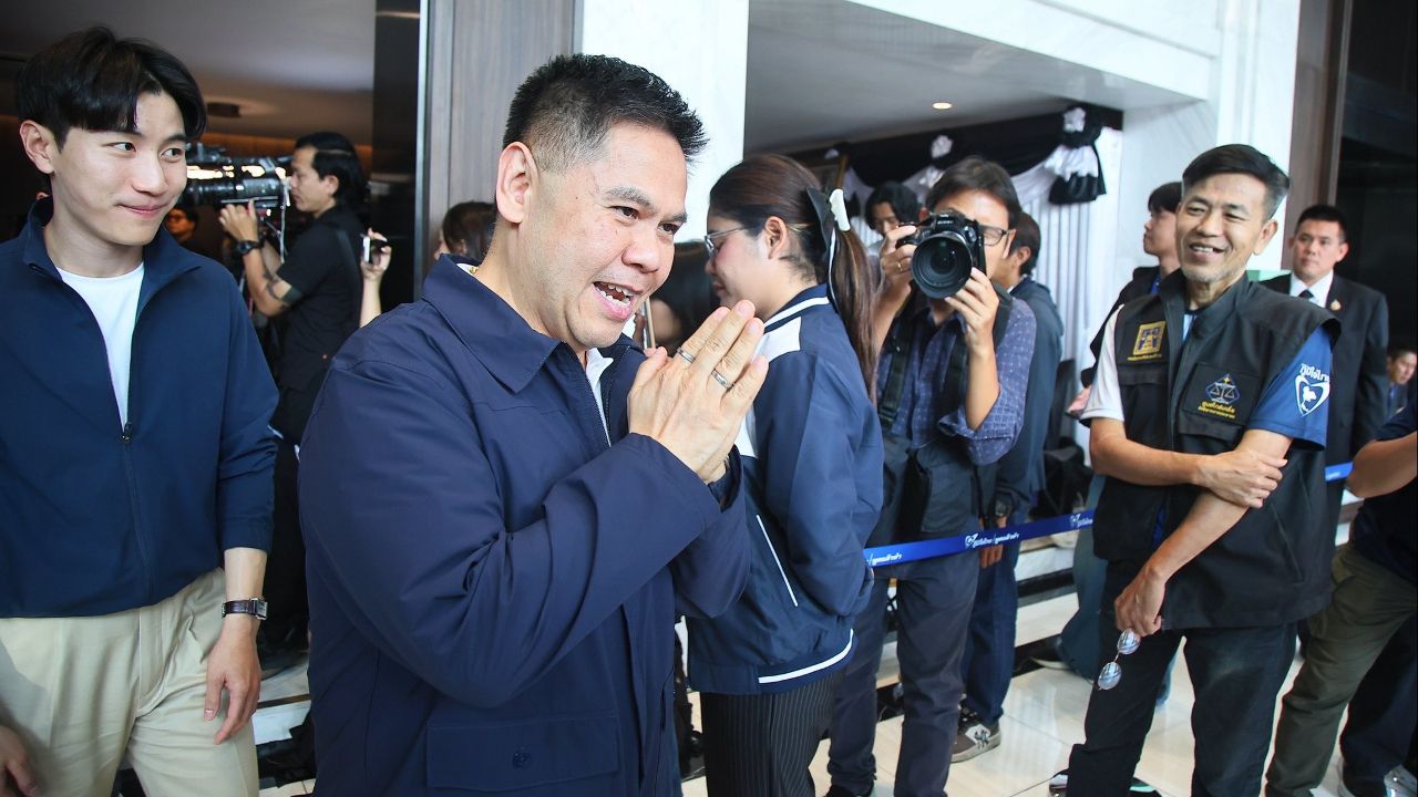 'วราวุธ' อู้ฟู่ 765 ล้านพ้นเก้าอี้สส. ครองที่ดินจ.สุพรรณบุรีมูลค่า 201 ล้านบาท ไร้หนี้สิน