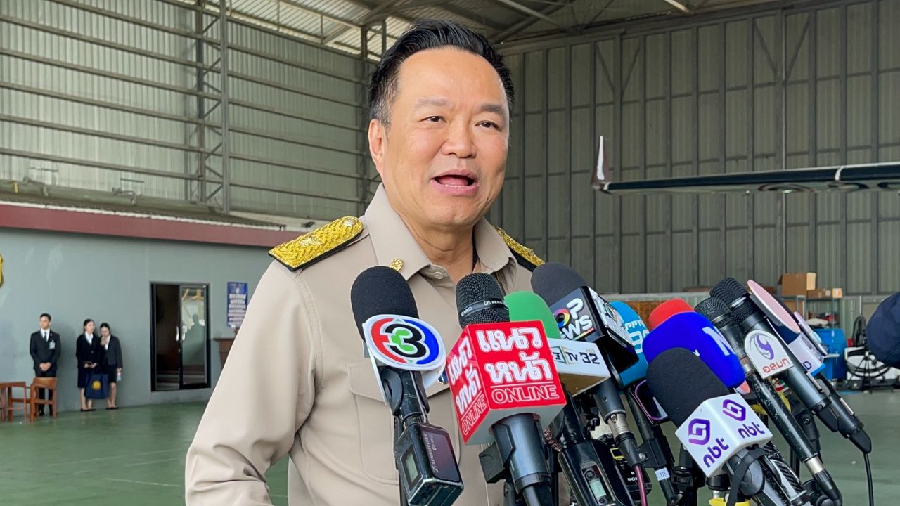 นายกฯ รับเป็นห่วงทุกเรื่อง 'น้ำมัน-ตลาดหลักทรัพย์-ราคาสินค้า' ปัดตอบคุยอะไรทูตสหรัฐฯ