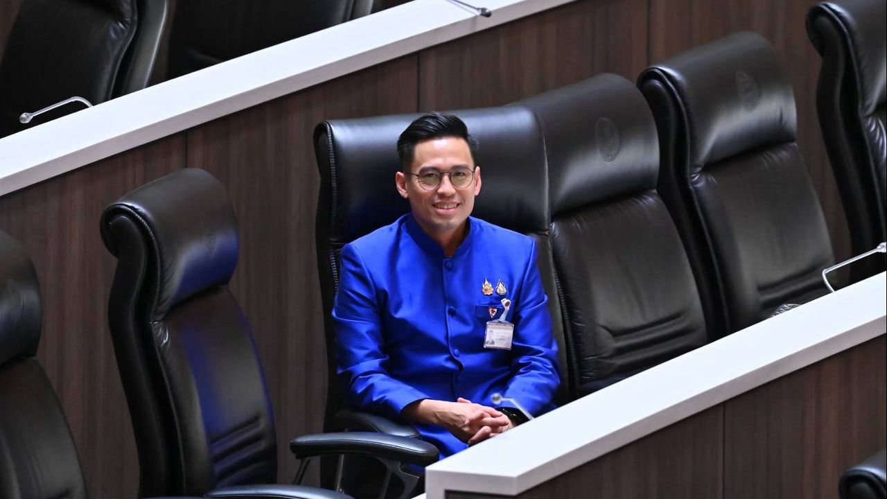 'กรวีร์' ไม่ปฏิเสธมีชื่อนั่งรองประธานสภาผู้แทนราษฎร ระบุขึ้นอยู่กับพรรคจะเลือกคนเหมาะสม