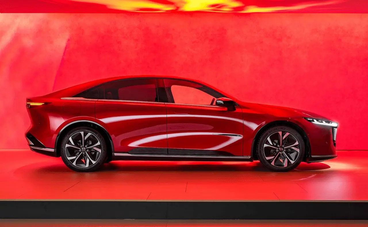 สัมผัสแรก MAZDA 6e ดีกว่าที่คิด