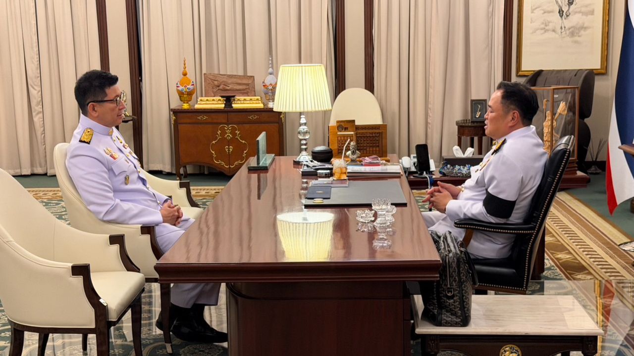 'อนุทิน' ถก 'เอกนิติ' หารือสถานการณ์ราคาน้ำมัน-ช่วยประชาชนในสงครามตะวันออกกลาง