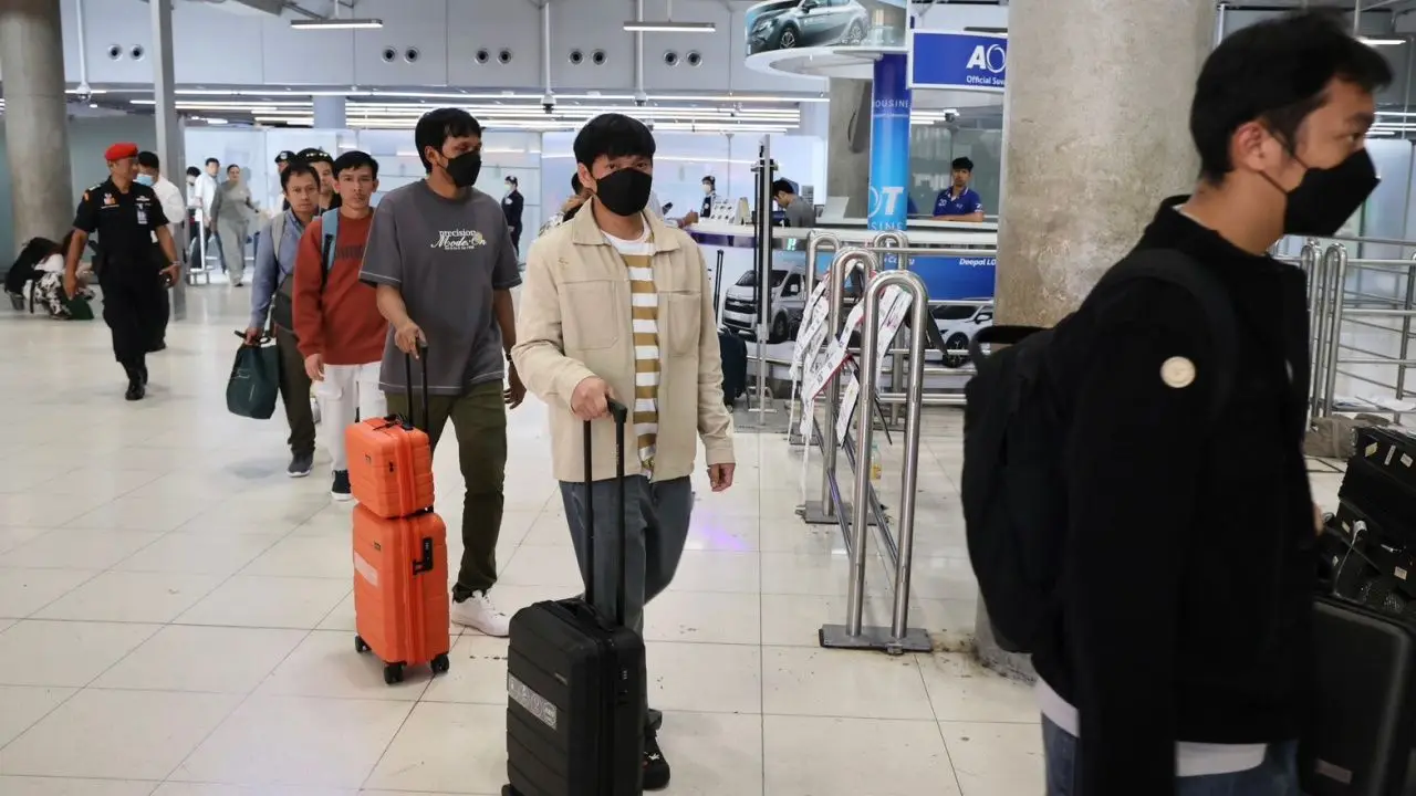 20 ลูกเรือ 'มยุรี นารี' เดินทางกลับถึงประเทศไทยแล้ว
