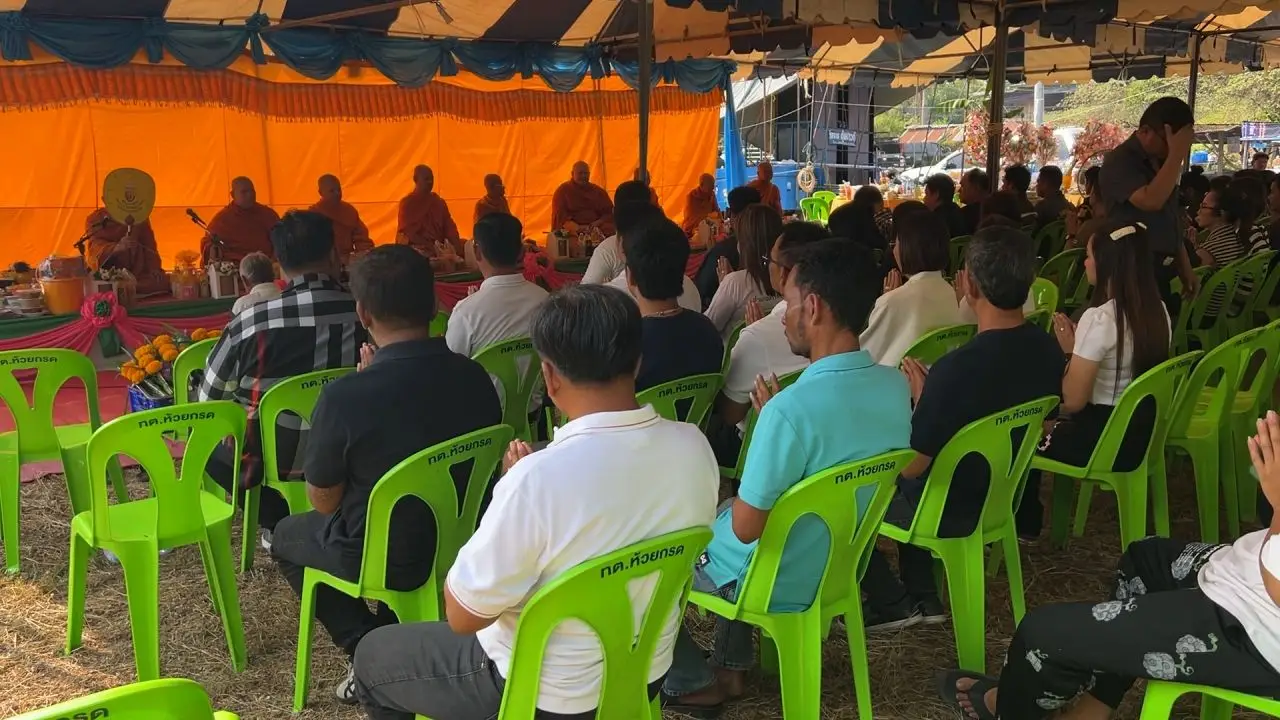 ทำบุญใหญ่แยก 5 ศพ หลังให้โชคถูกหวยยกตำบล คนรอดเผยช่วงโคม่า เห็นยมบาลมารอรับ