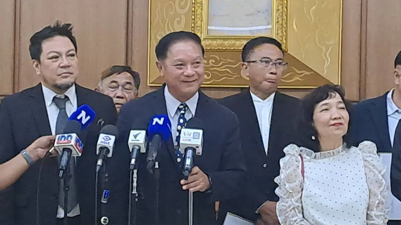 สว.สำรอง ซัด กกต. เร่งรีบคดีฮั้ว สว. ผิดปกติ จงใจฟอกขาวให้นักการเมือง ก่อนนั่ง ครม. หรือไม่