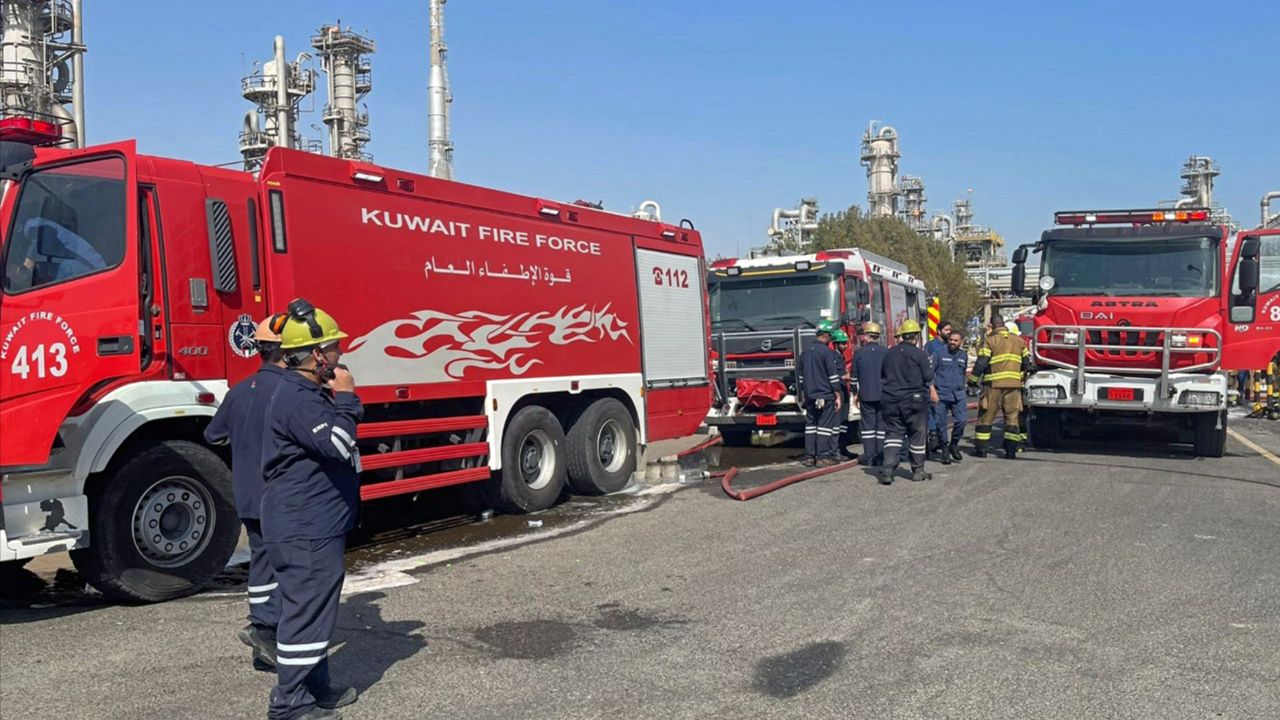 ไฟลุกไหม้โรงกลั่นน้ำมันใหญ่สุดในคูเวต หลังโดรนอิหร่านโจมตี
