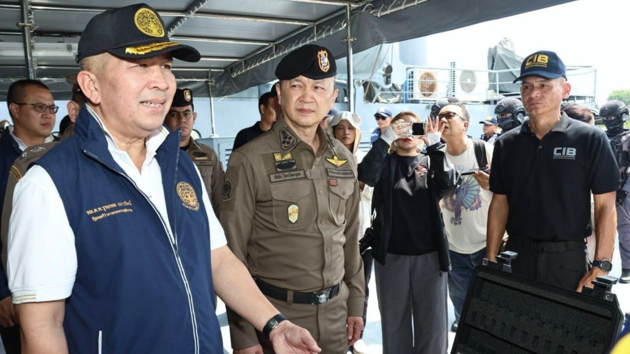 ตร.ยันไม่พบการลักลอบขนน้ำมันออกนอกประเทศผ่านเรือแท็งเกอร์ กำชับปูพรมตรวจเข้มทั่วประเทศ