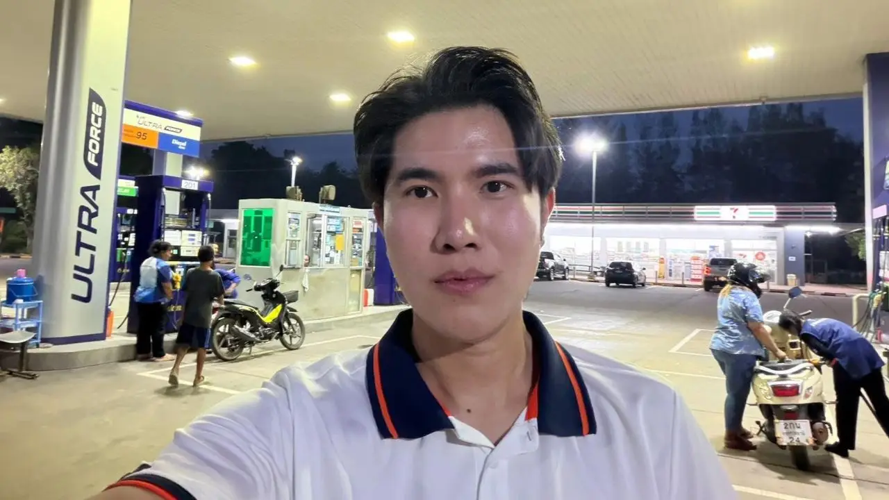 'กังฟู' แนะรัฐบาลชะลอส่งออกน้ำมัน ชี้คนชายแดนยังต้องต่อคิวเข้าปั๊ม แม้บอกไม่ขาดแคลน