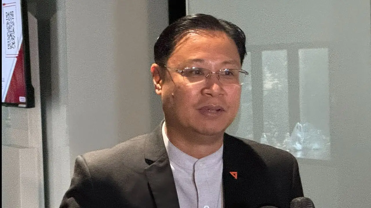'ณัฐวุฒิ' เผยที่ประชุมร่วม เคาะ ประชุมสภาฯ เพิ่มวันศุกร์ แต่ไม่เกิน 2 ครั้งต่อเดือน