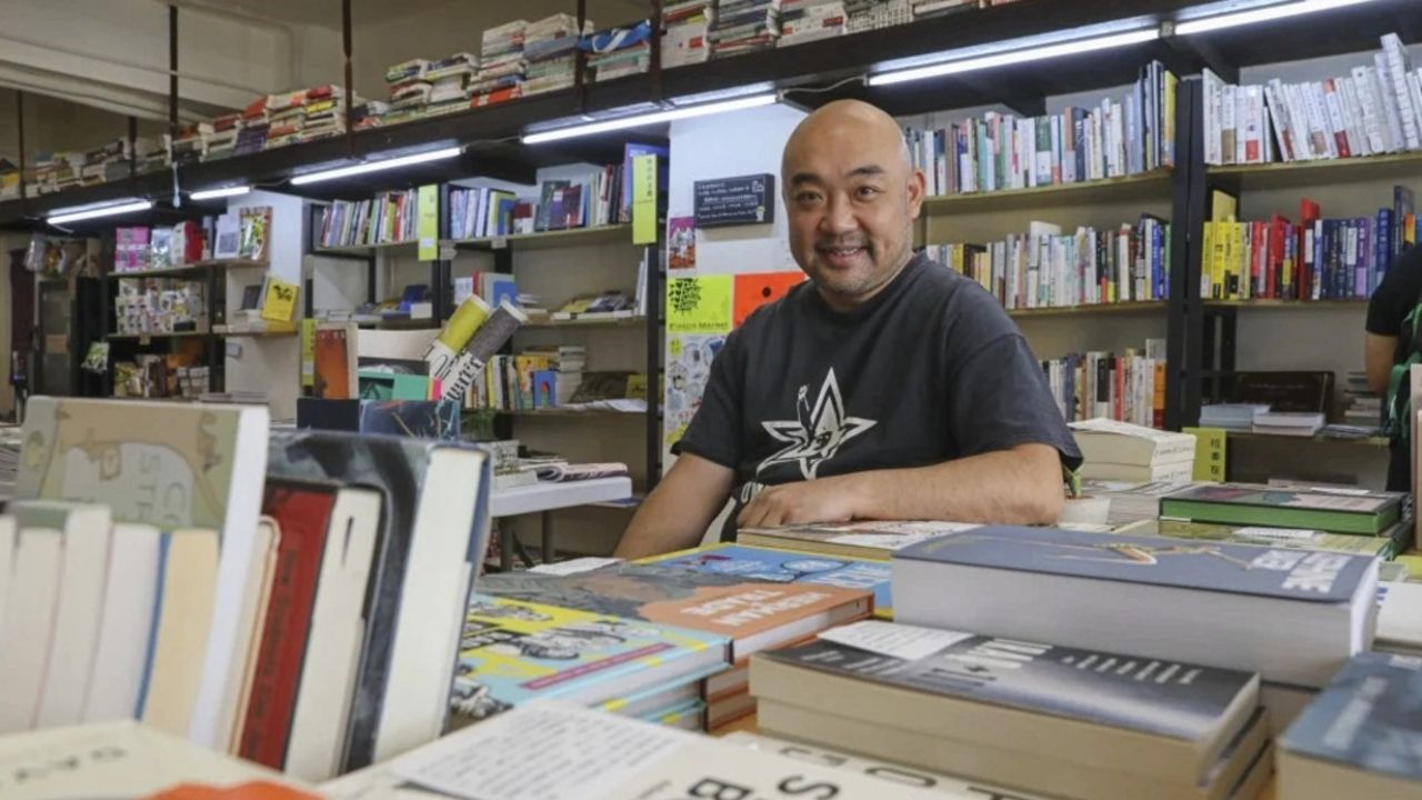 ฮ่องกงจับเจ้าของร้านหนังสือ-พนักงาน ปมขายหนังสือชีวประวัติ 'จิมมี ไหล'
