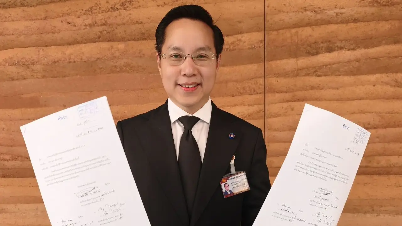 'อรรถวิชช์' ยื่น 2 กฎหมายพรรครวมไทยสร้างชาติ ดัน 'เสรีโซลาร์-ปฏิรูปเครดิตบูโร'