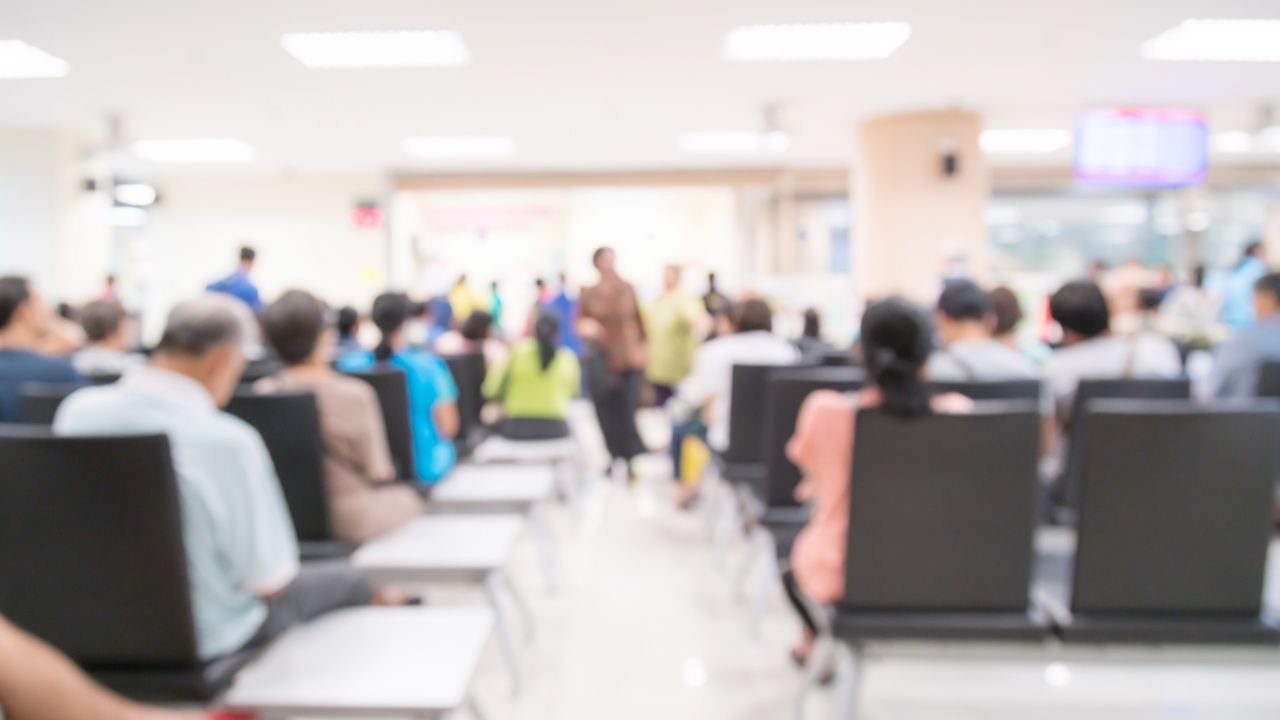 เปลี่ยนโรงพยาบาลประกันสังคม 2569 แนะ 'ผู้ประกันตน' ใช้สิทธิก่อน 31 มี.ค.นี้