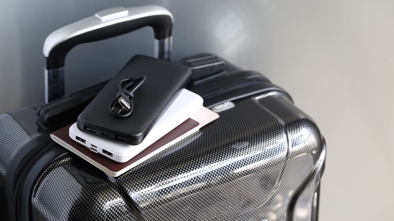 ICAO ออกกฎจำกัดพาวเวอร์แบงก์บนเครื่องบิน ไม่เกิน 2 ชิ้นต่อคน ห้ามชาร์จระหว่างบิน