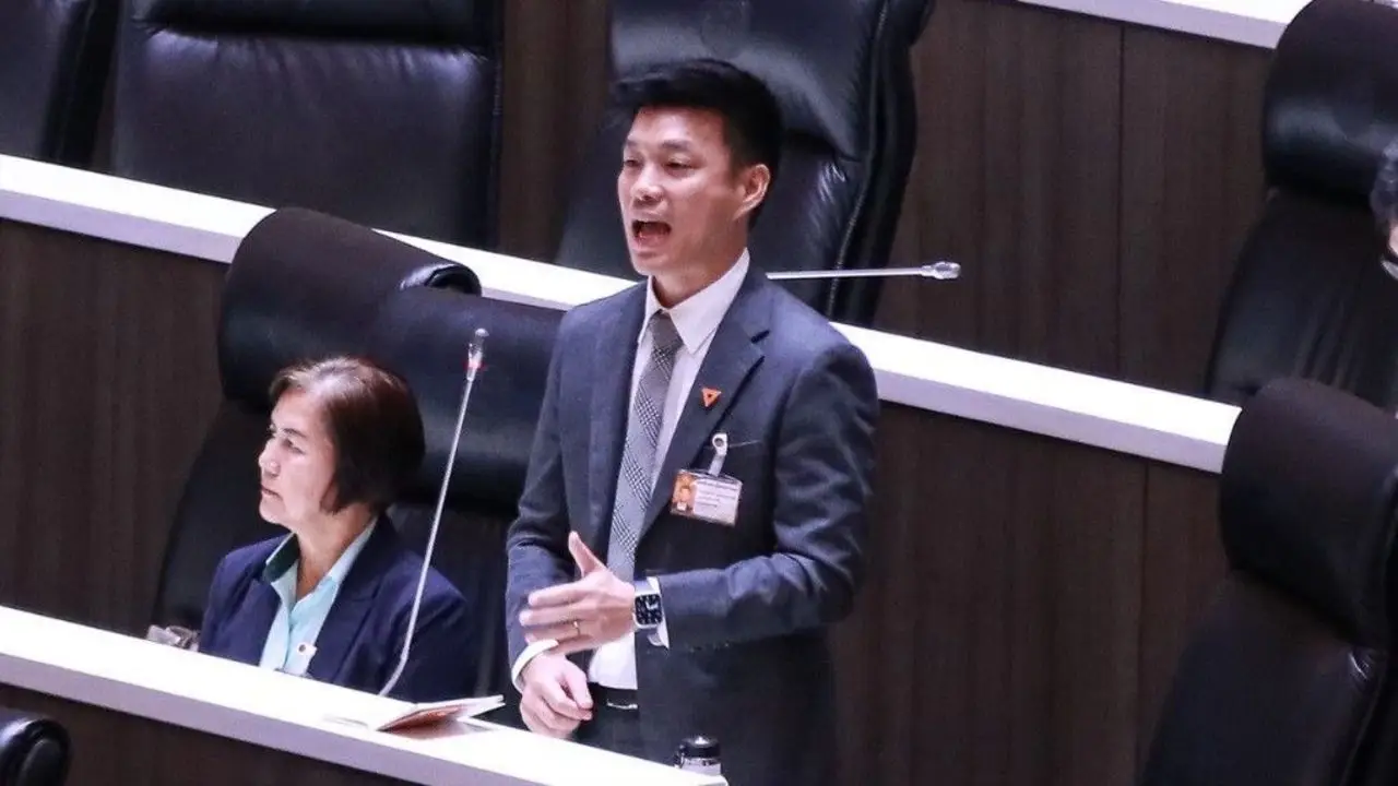 'เท้ง' สรุปบทเรียนน้ำท่วมใต้ ชู 'ปฏิญญาสงขลา' ทุ่ม 15,000 ล้านคืนชีพหาดใหญ่