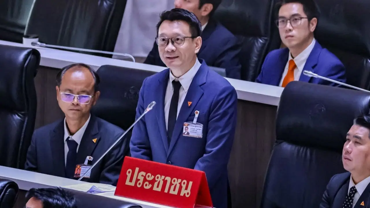 'วีระยุทธ' ซัดเทคโนแครตภูมิใจไทยร่วมกับบ้านใหญ่ปิดตาธิปไตย เย้ยจะก๊อปนโยบายก็ก๊อปให้หมด