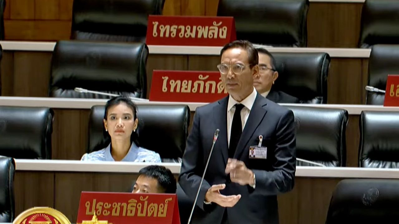 'กรณ์' ย้ำ รัฐบาลอุ้มโรงกลั่น ไม่เชื่อ 'อนุทิน' ปราบทุนเทา-สแกมเมอร์จริง คนใกล้ตัวเอี่ยวอื้อ