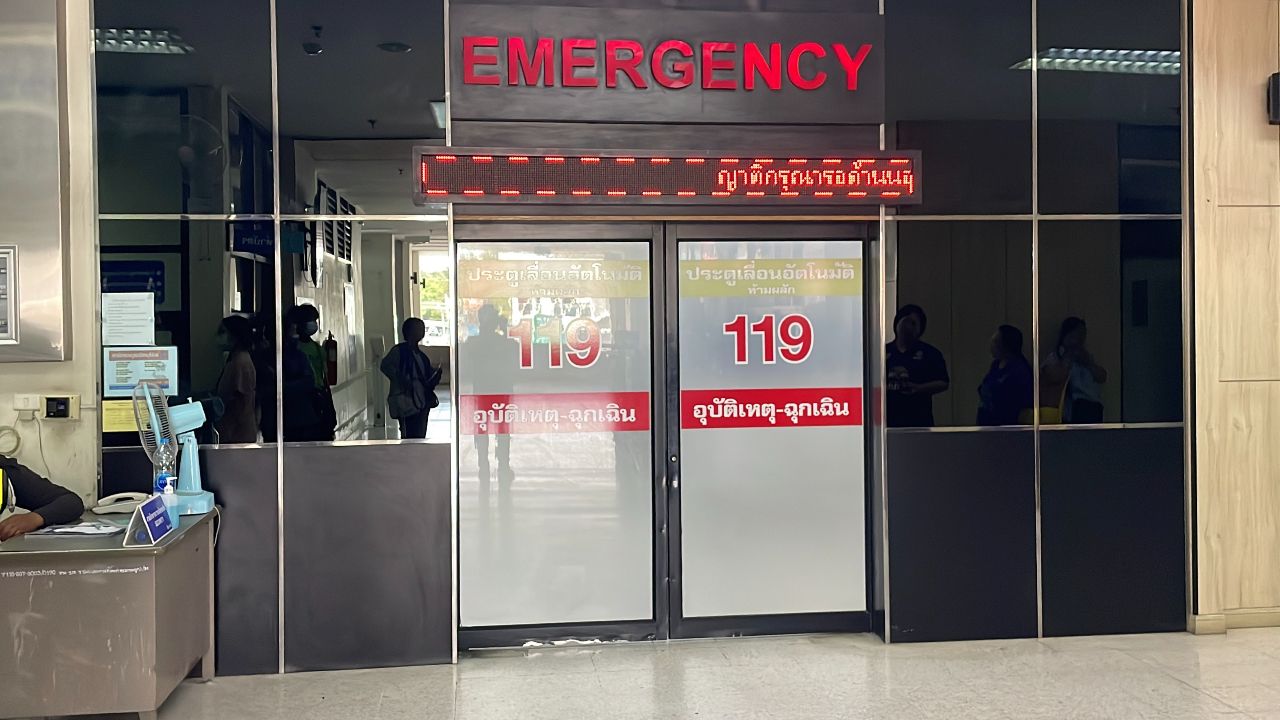 ผกก.สภ.นาโพธิ์ ช็อกหมดสติ เร่งนำตัวส่ง รพ. คาดอากาศร้อนจัด