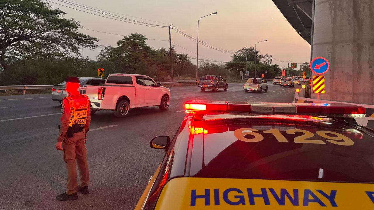 คุมเข้มสงกรานต์ ตำรวจดำเนินคดี 'เมาแล้วขับ' พบผู้กระทำผิดวันแรก 2,617 ราย