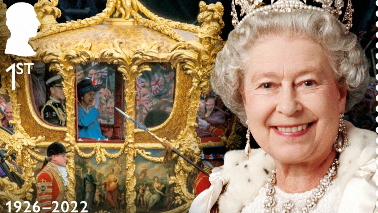 เปิดตัวแสตมป์ 'ควีนเอลิซาเบธที่ 2' ฉลอง 100 ปีวันคล้ายวันพระราชสมภพ