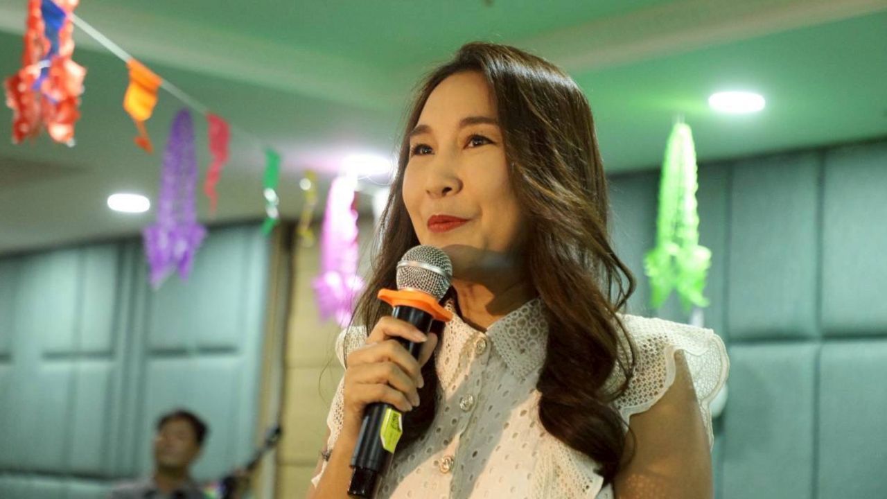 'ไหม' รับ เตรียมเปลี่ยนหัวหน้าพรรคประชาชน-แย้มคนชิงเก้าอี้ผู้ว่าฯ กทม. เป็นคนในพรรค