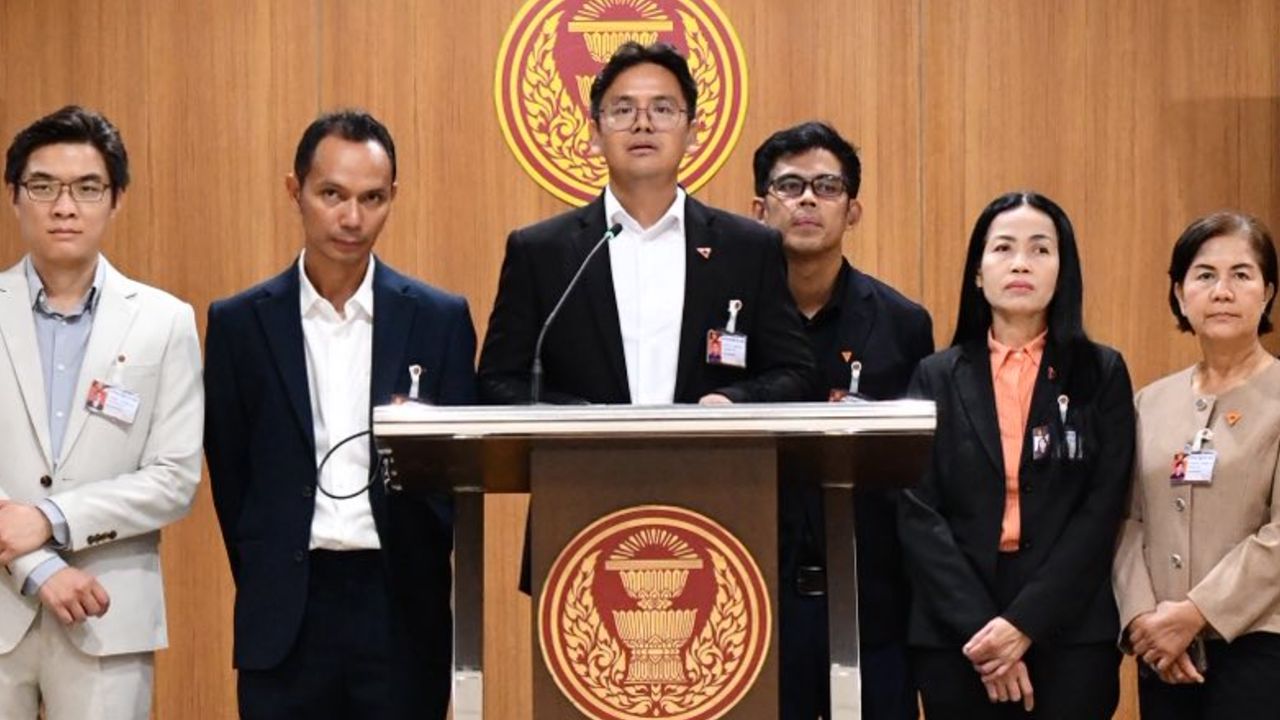 'เอกราช-เชตวัน' จี้ 'อนุทิน' สอบ แม่ทัพภาค 4 ชี้ ถึงเวลาปฏิรูป กอ.รมน. แล้ว