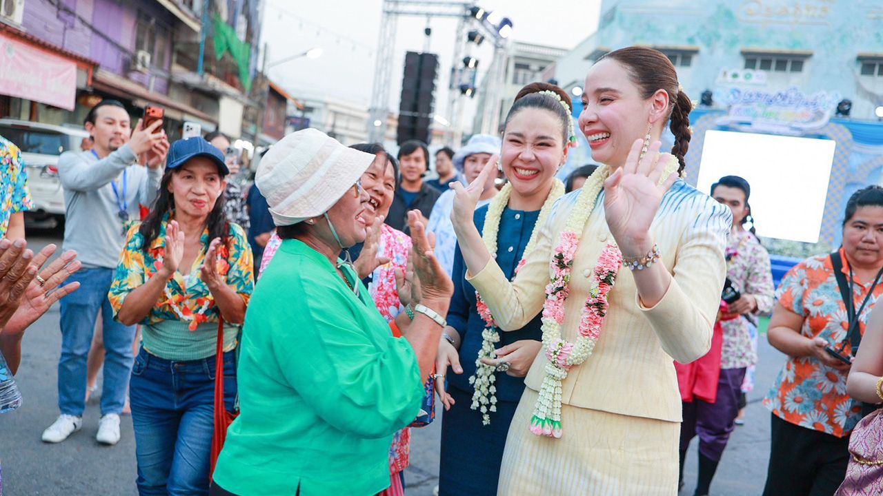 สงกรานต์ไทยกระหึ่ม คว้าอันดับ 1 โลก คาดเงินสะพัด 3 หมื่นล้าน วธ.เปิดลิสต์ 18 จังหวัด ชวนเที่ยวต่อ