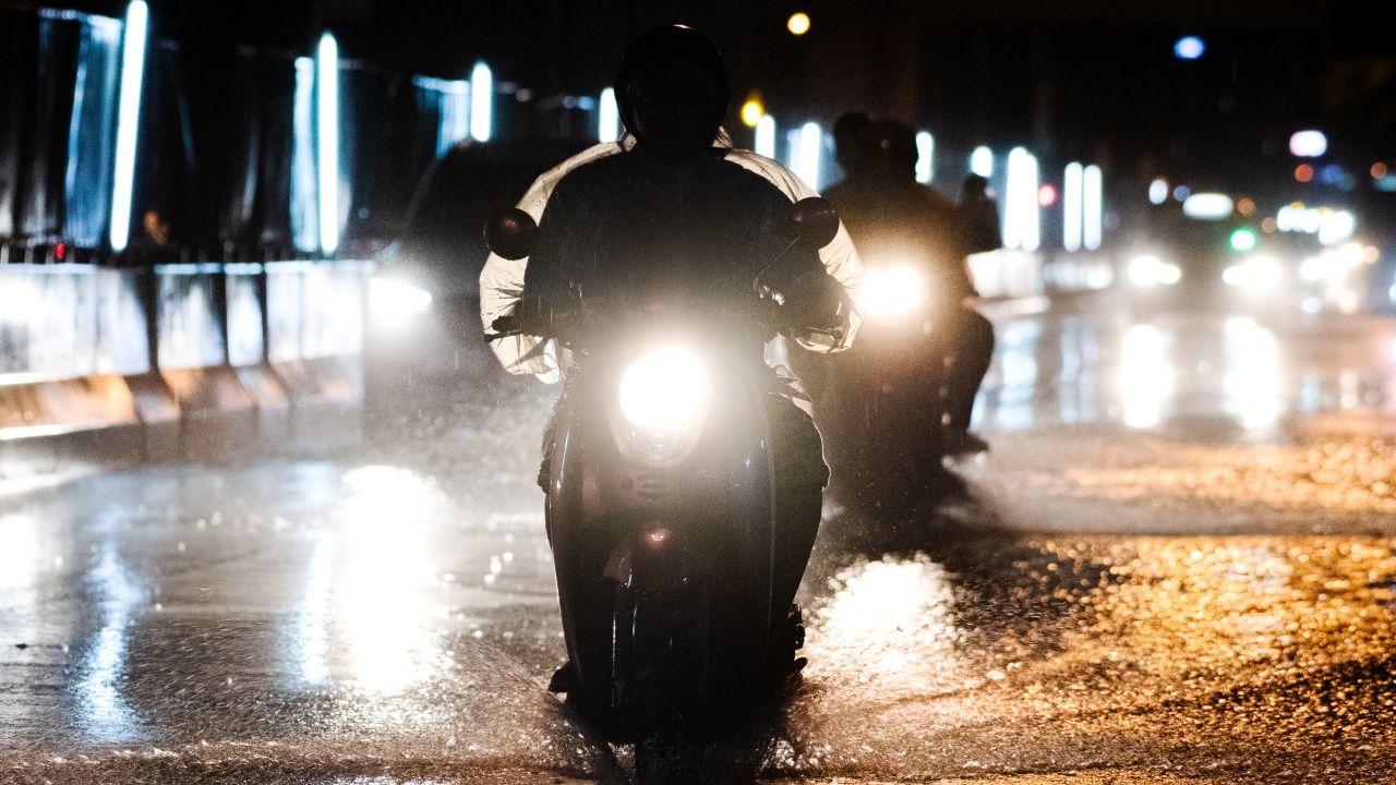 'กรุงเทพมหานคร' แจ้งเตือนวันที่ 16-20 เมษายน 2569 เฝ้าระวัง 'พายุฤดูร้อน'