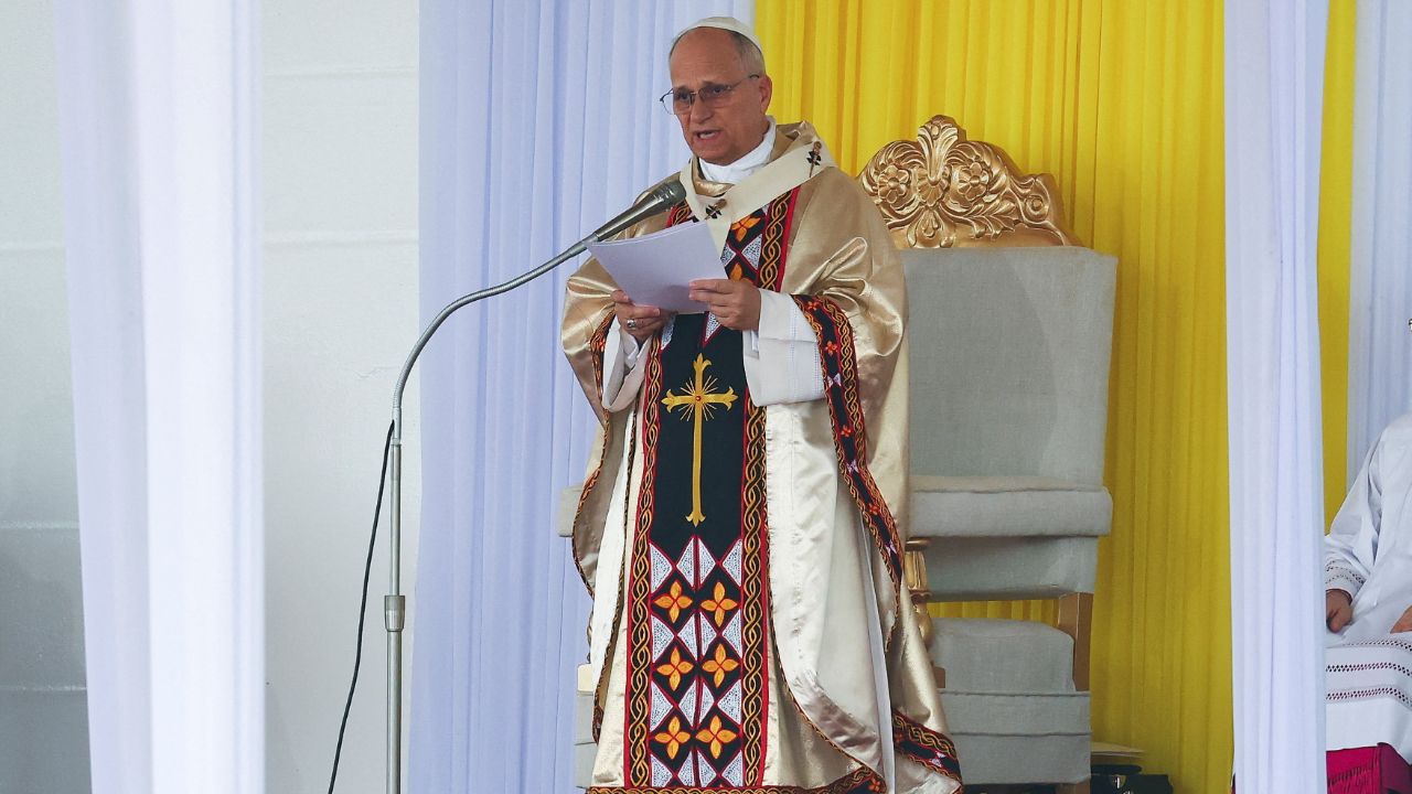 โป๊ปเลโอ ที่ 14 ซัด โลกกำลังถูกทำลายโดย 'ทรราชเพียงไม่กี่คน' ที่ทุ่มงบมหาศาลทำสงคราม