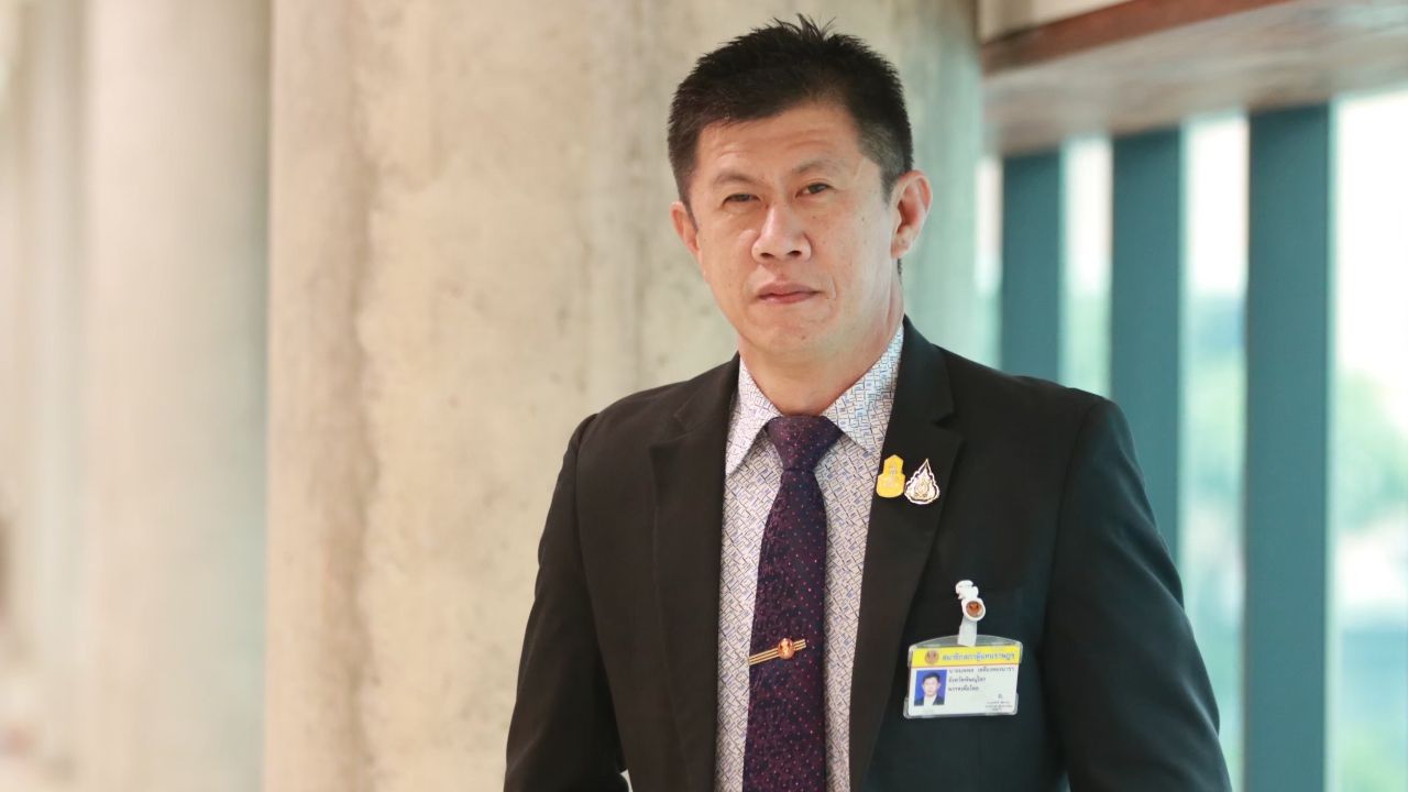 สส.เพื่อไทย เชียร์ 'ยศชนัน' ชูมหาลัยเกษตรเร่งผลิตปุ๋ยทดแทนนำเข้า มั่นใจ 'สุริยะ' เจรจาปุ๋ยฉลุย