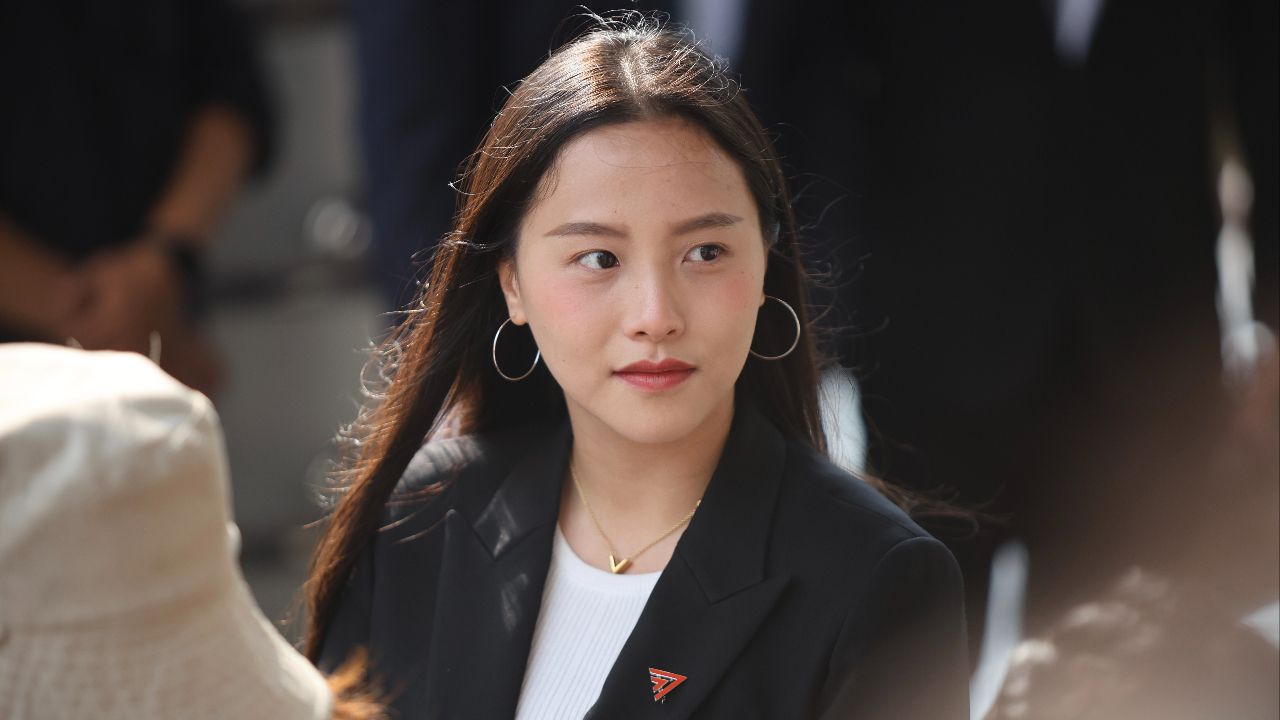 'ไอซ์' ฉุนป.ป.ช.ยกคำร้องหุ้นบุรีเจริญ 'ศักดิ์สยาม' แซะให้ทาสีแผ่นดินเป็นสีน้ำเงิน