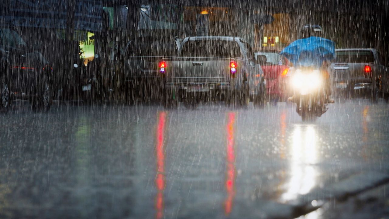 เตือน 'พายุฤดูร้อน' ฉบับที่ 2 เช็กจังหวัดที่คาดจะได้รับผลกระทบจาก 'ฝนตกหนัก'