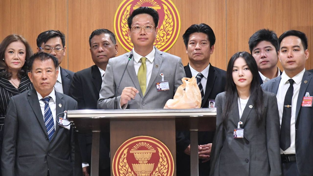 'พรรคเศรษฐกิจ' เสนอเก็บภาษีแรงงานต่างด้าว-ปราบคอร์รัปชันอย่างจริงจัง