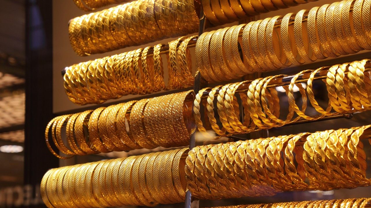 อัปเดตราคาทองวันนี้ 22 เม.ย. 69 ปิดตลาดร่วง 300 ทองรูปพรรณขายออก 73,250 บาท