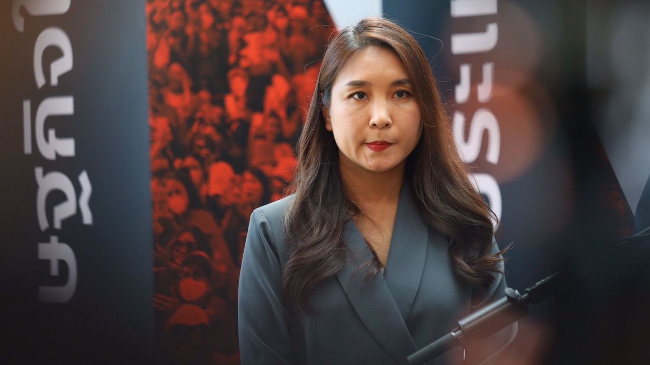 'ศิริกัญญา' เตือนต้องหยุดกู้มาแจกเงินแบบสุ่ม ควรเอาไปลงทุนสร้างอนาคต-ทำเศรษฐกิจโต