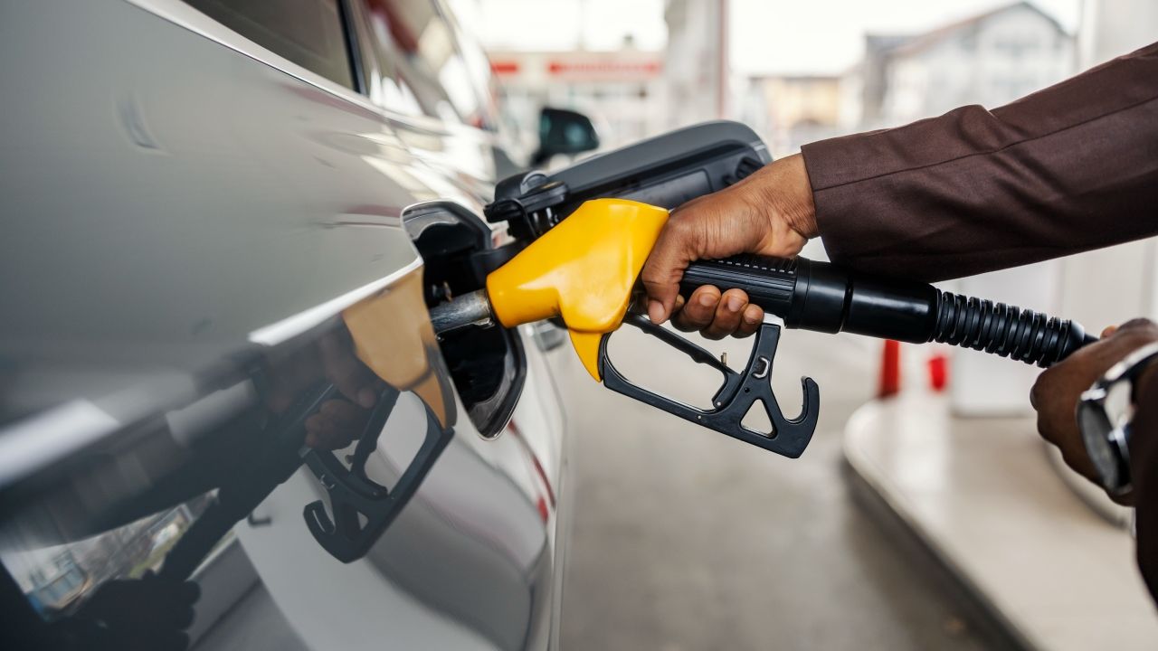 'ปตท.-บางจาก' ลดราคาน้ำมันดีเซล ลิตรละ 1.50 บาท มีผลตี 5 พรุ่งนี้ 24 เม.ย.69