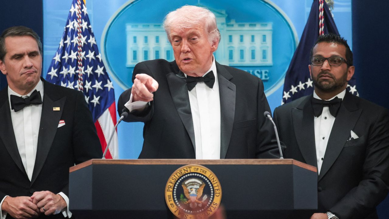 ทรัมป์ชี้เป็น 'ความพยายามลอบสังหาร' เหตุยิงงานเลี้ยงสื่อทำเนียบขาว