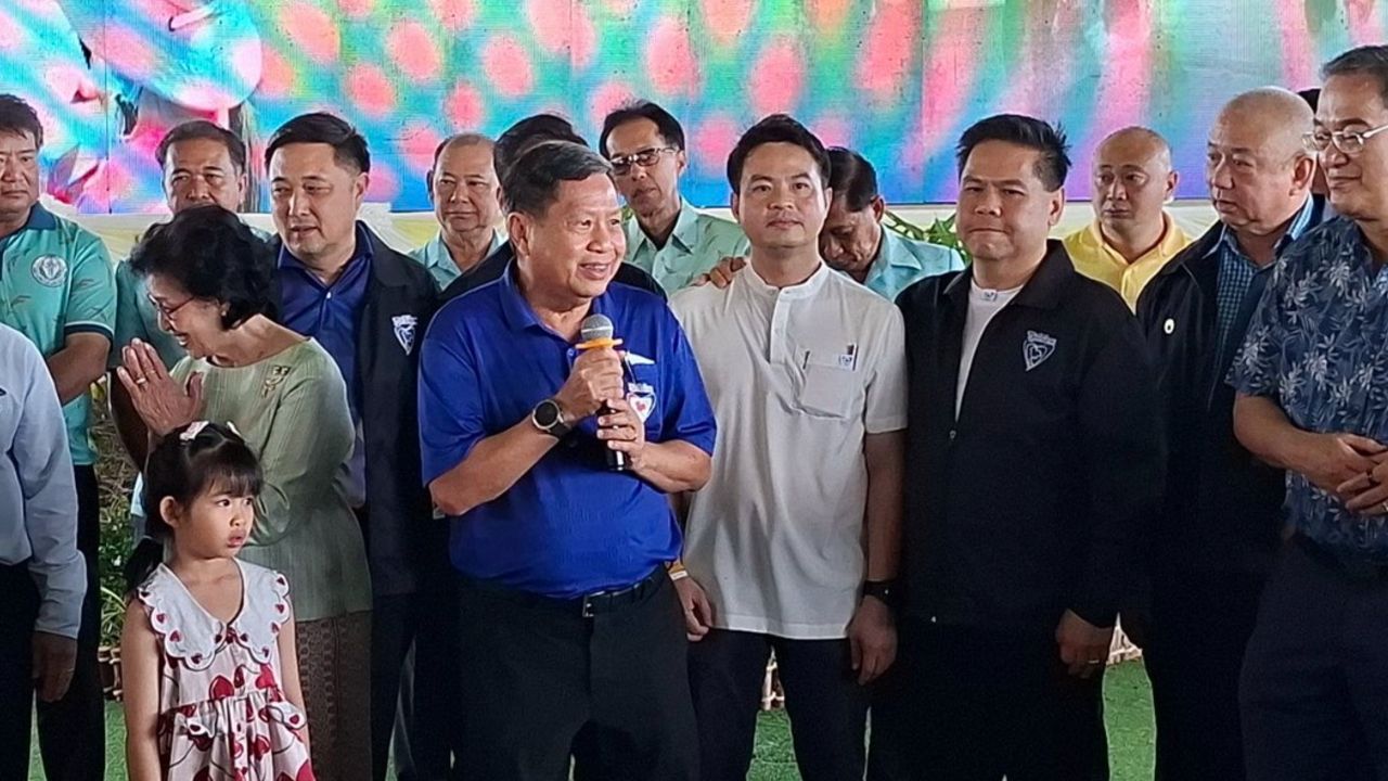 'สมศักดิ์ ปริศนานันทกุล' ครบ 75 ปี ยก 'บรรหาร' เป็นแบบอย่าง 'วราวุธ' ขน สส. อวยพร