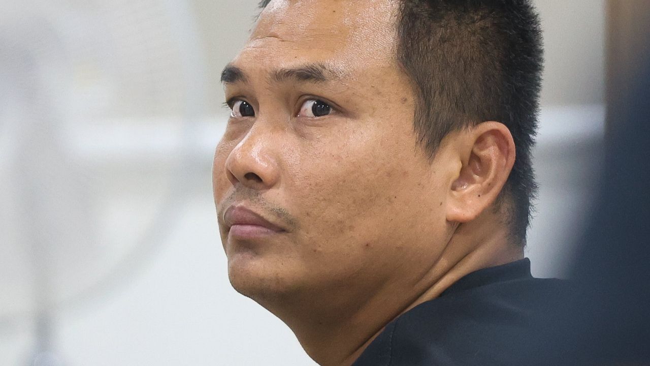 จ่อปิดอีก 2 บัญชีโซเชียล ช่อง 'เบิร์ด วันว่างๆ' เจ้าตัวถึงไทยแล้ว