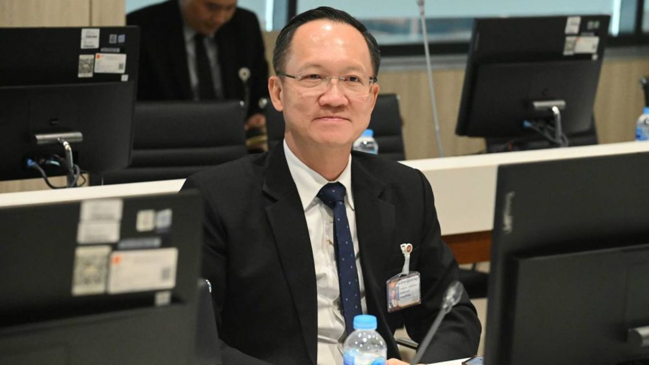 'อัครเดช' ยันไม่จำเป็นตั้ง กมธ.วิสามัญแก้ปัญหาราคาพืชผล ย้ำ 'กมธ.พาณิชย์' มีอำนาจเต็ม ไม่ซ้ำซ้อน